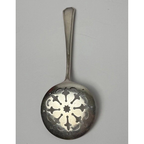 Wm Rogers & Son AA Mayfair Serving Silverplate Art Deco Pierced Tomato Flat 1923 - Picture 8 of 9